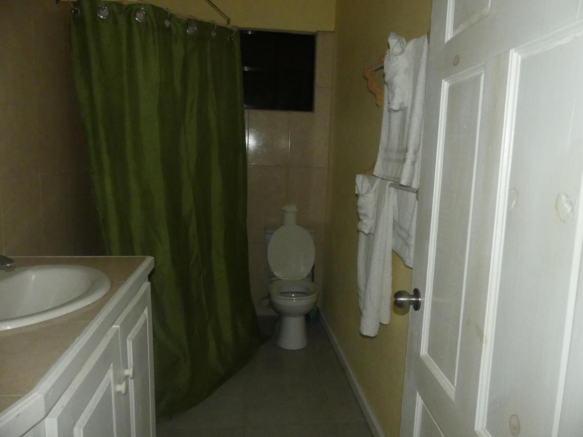 Southern Haven Guesthouse Laborie المظهر الخارجي الصورة