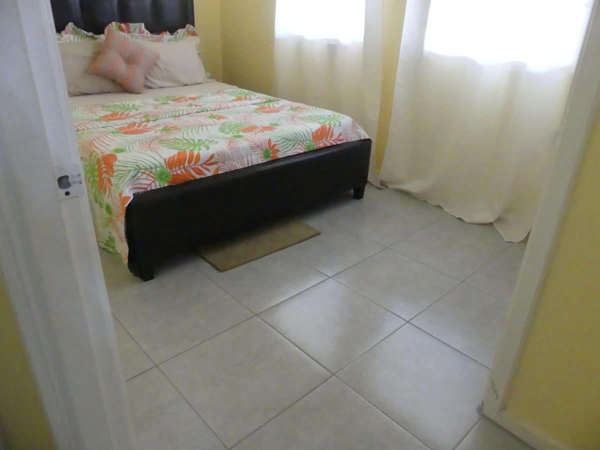 Southern Haven Guesthouse Laborie المظهر الخارجي الصورة