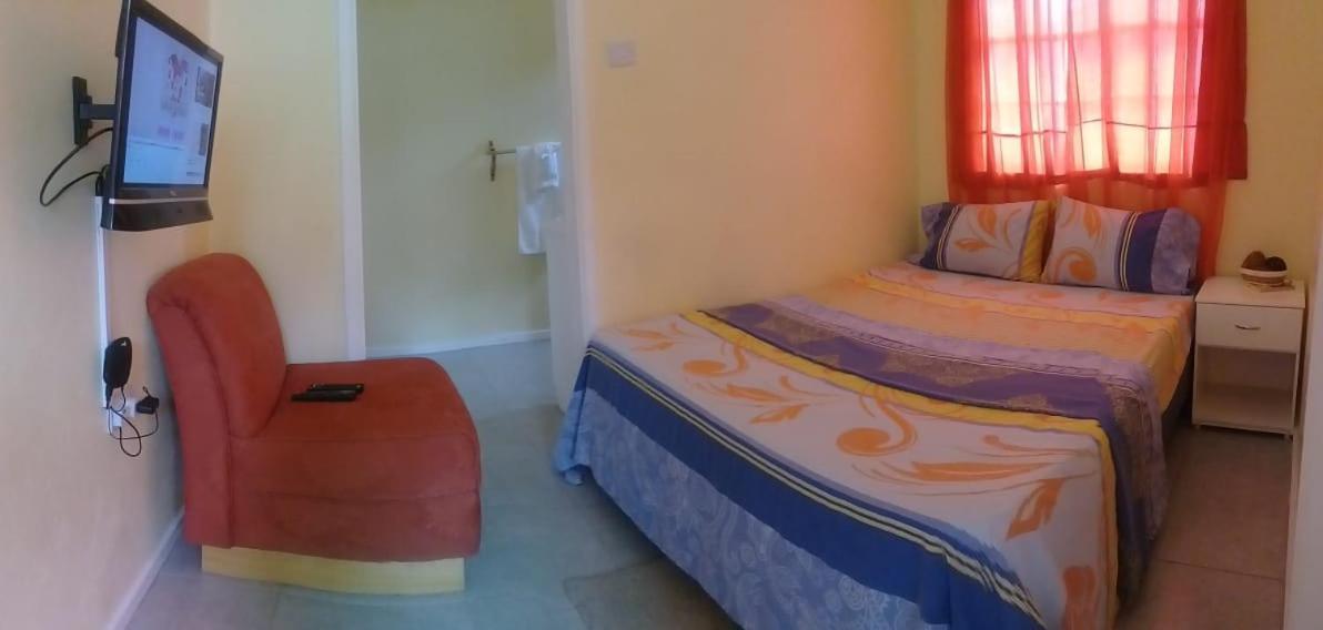Southern Haven Guesthouse Laborie المظهر الخارجي الصورة